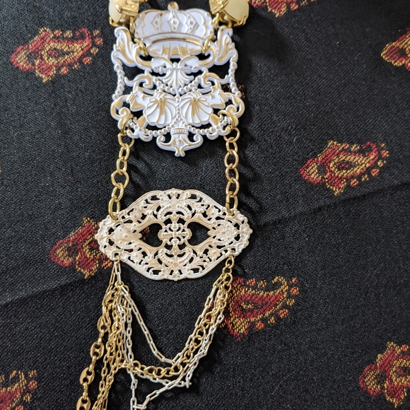 MAC Necklace - Picture 2 of 10